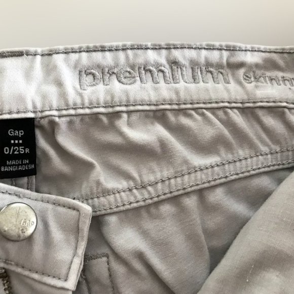 GAP Soft Jeans | Size 0/25R - Picture 5 of 5